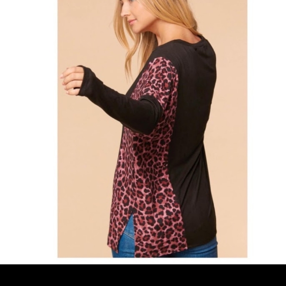 Perfect Woman top for this time of year light wt. Yet warm enough for  spring - Picture 2 of 3